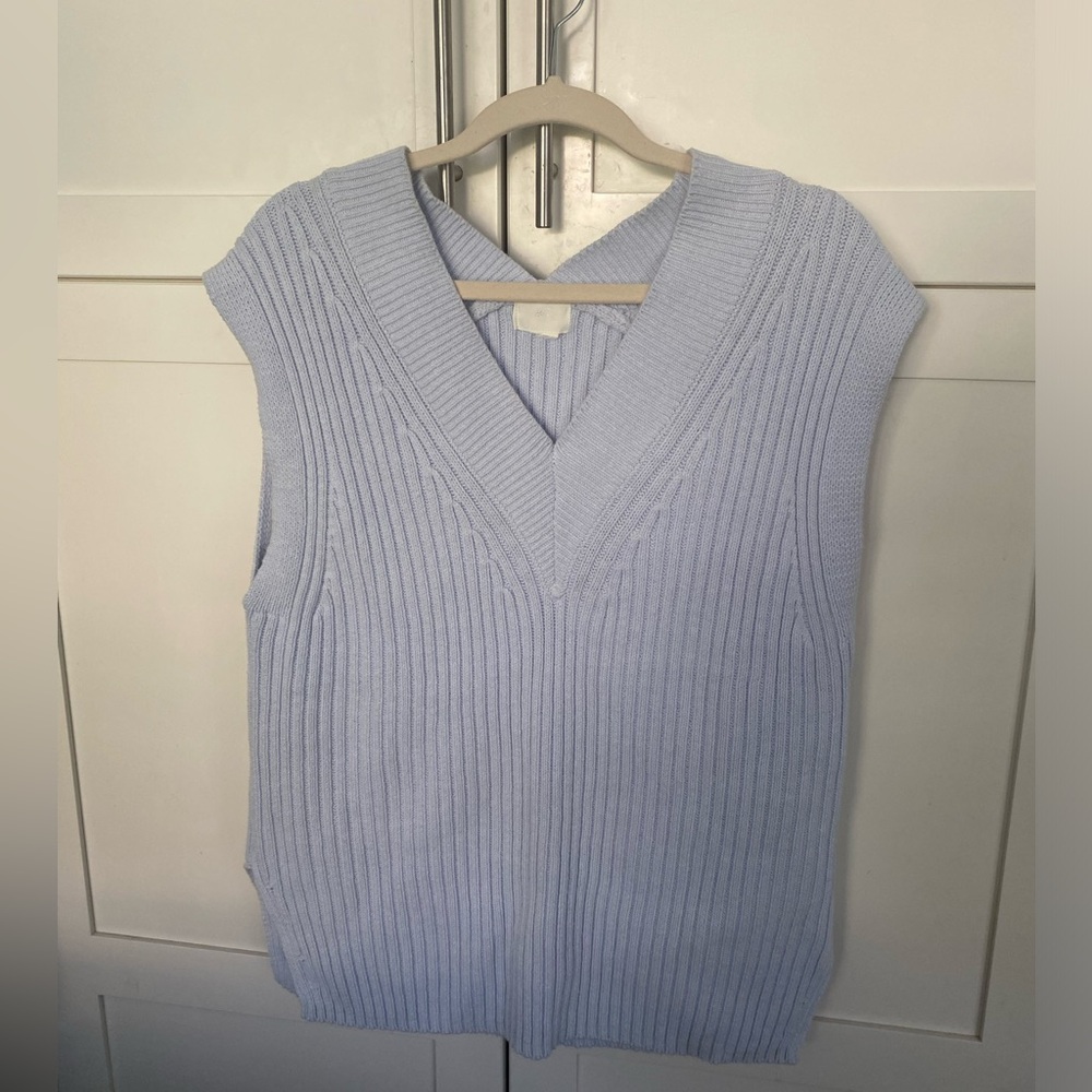 H & M sleeveless oversized sweater size sm